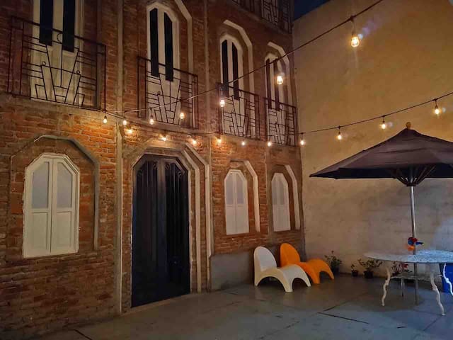 LINDA CASA COLONIA ROMA, 5 HABITACIONES CON BAÑO.