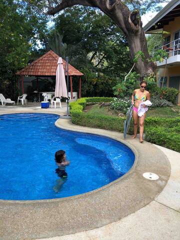 Close to Ocotal beach just 6 minute walk.