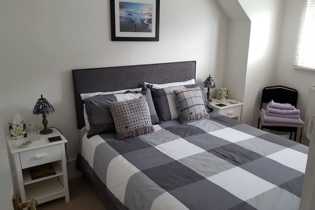 Top Floor Front Bedroom