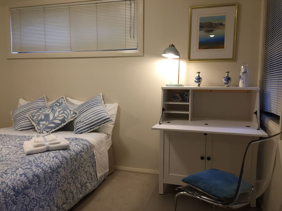 Comfortable double bed room and work desk