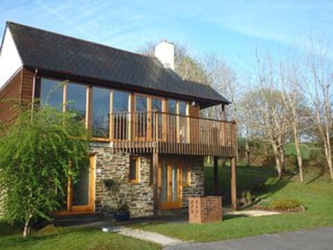 Lovely 3 bed, 3 bath detached lodge by St Mellion