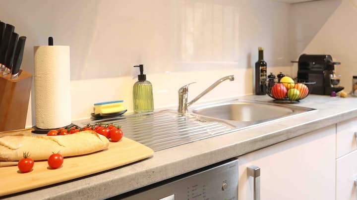 Modern & Spacious 3 Bedroom Apartment - Vienna