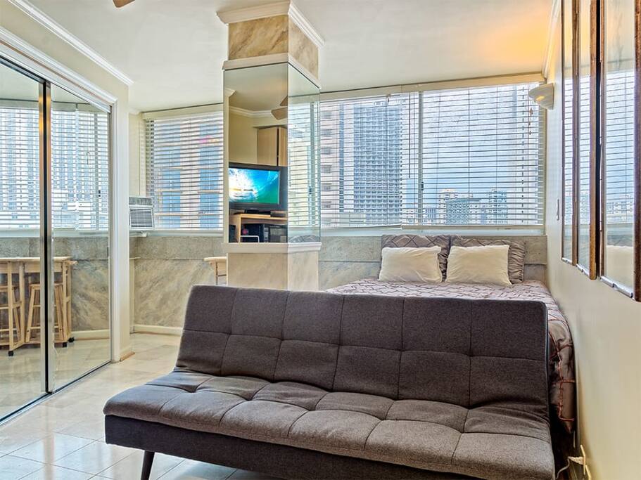 waikiki-grand_sds_1001_bedarea2.jpg