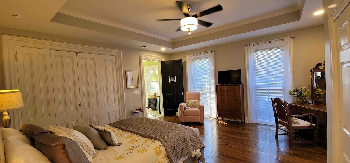 Wine Country Suite