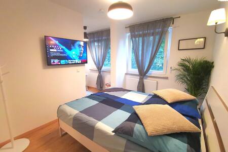 #StayHereINStuttgart Room 2 - „Berlin“