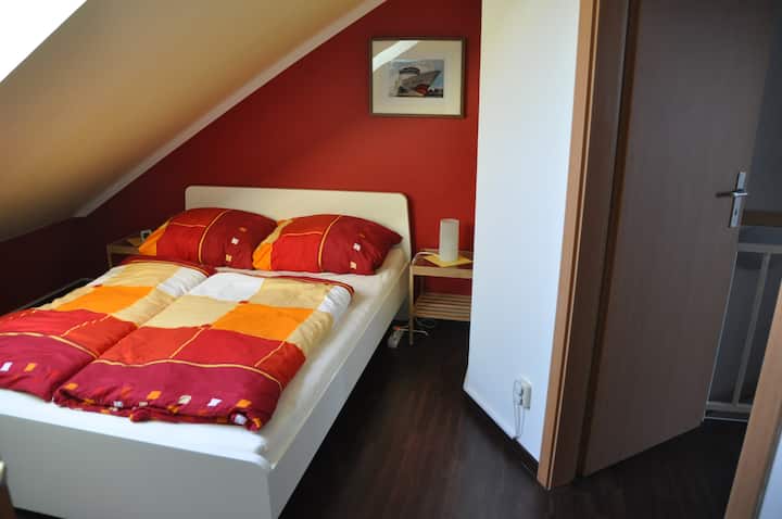 Zimmer Unterm Dach In Rostock Brinckmanshohe Reihenhauser Zur Miete In Rostock Mecklenburg Vorpommern Deutschland