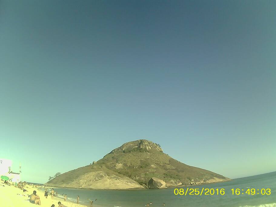 Praia da Macumba há 10 km do Apartamento.