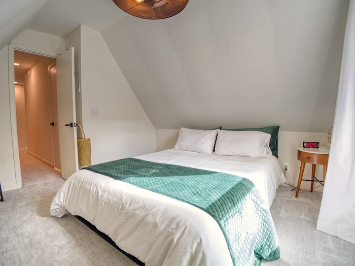 غرفة ضيوف في الطابق العلوي 2