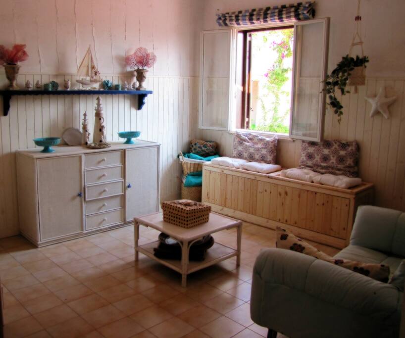 Interno - saloncino