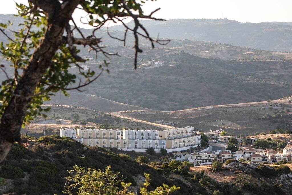 Peaceful location yet all amenities on your doorstep!