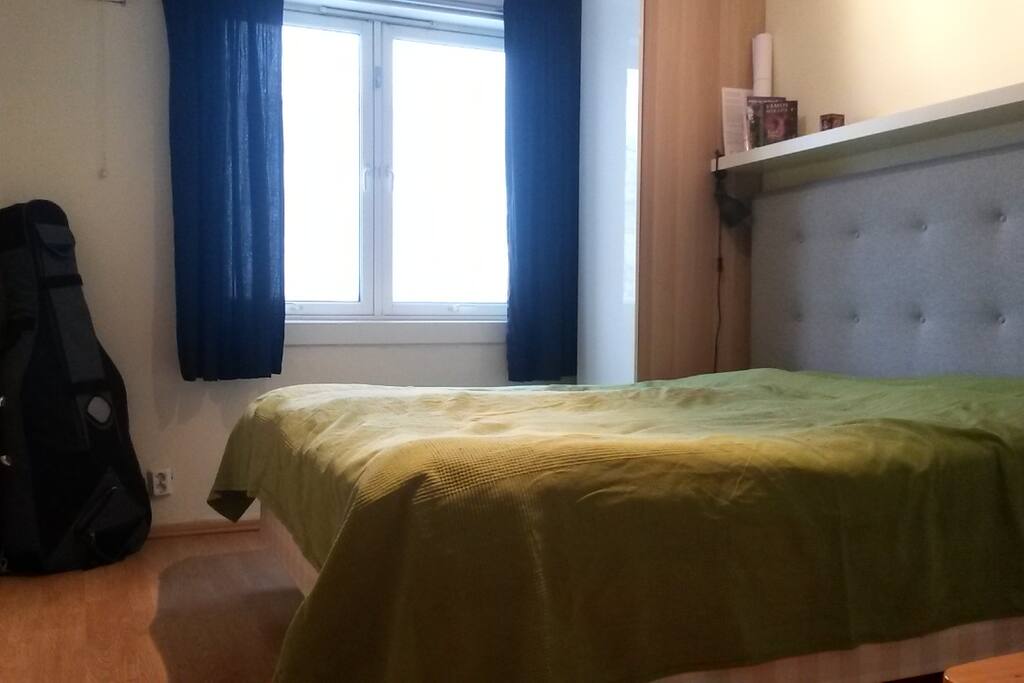 The large bedroom