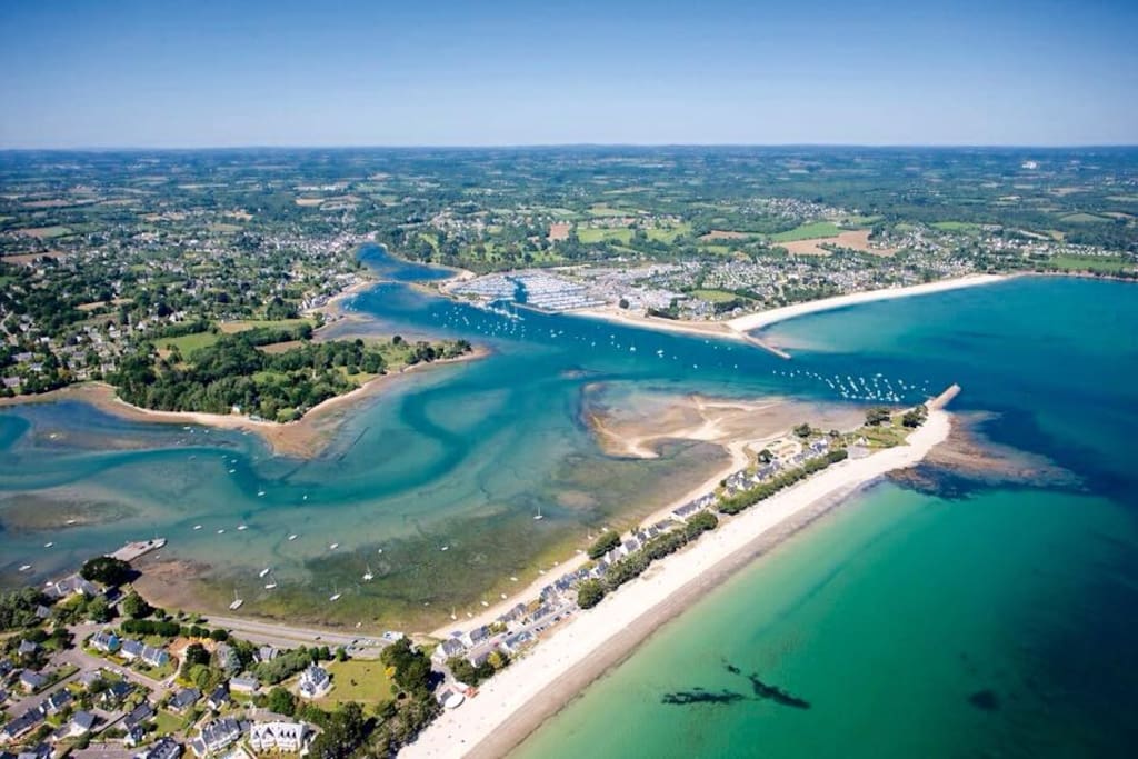 Vue aérienne du Cap Coz
