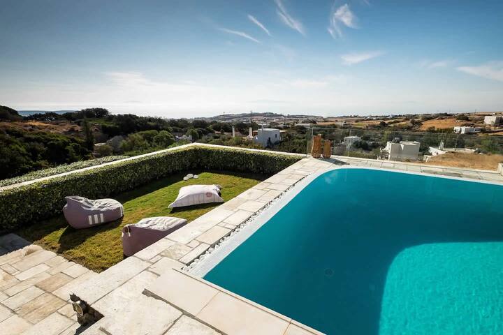 Villa Vitamin Sea with Pool and Panoramic Sea View gallery image 3