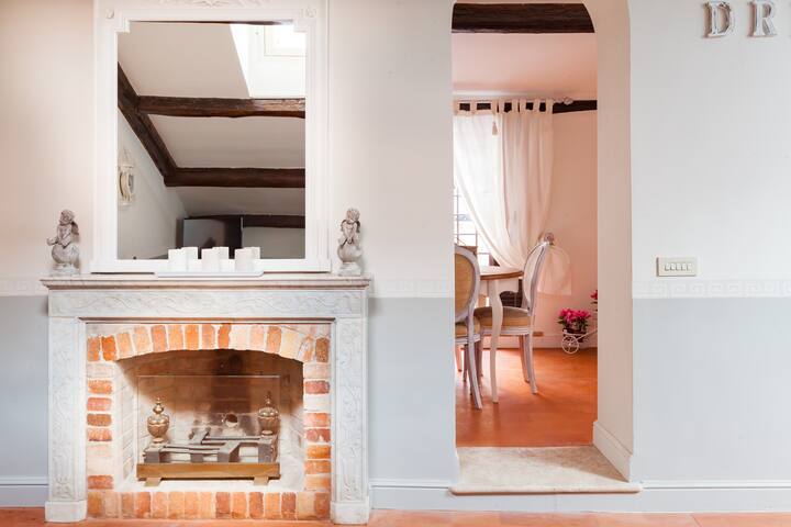 Art Retreat Home terrace – Spanish Steps – DdG gallery image 3