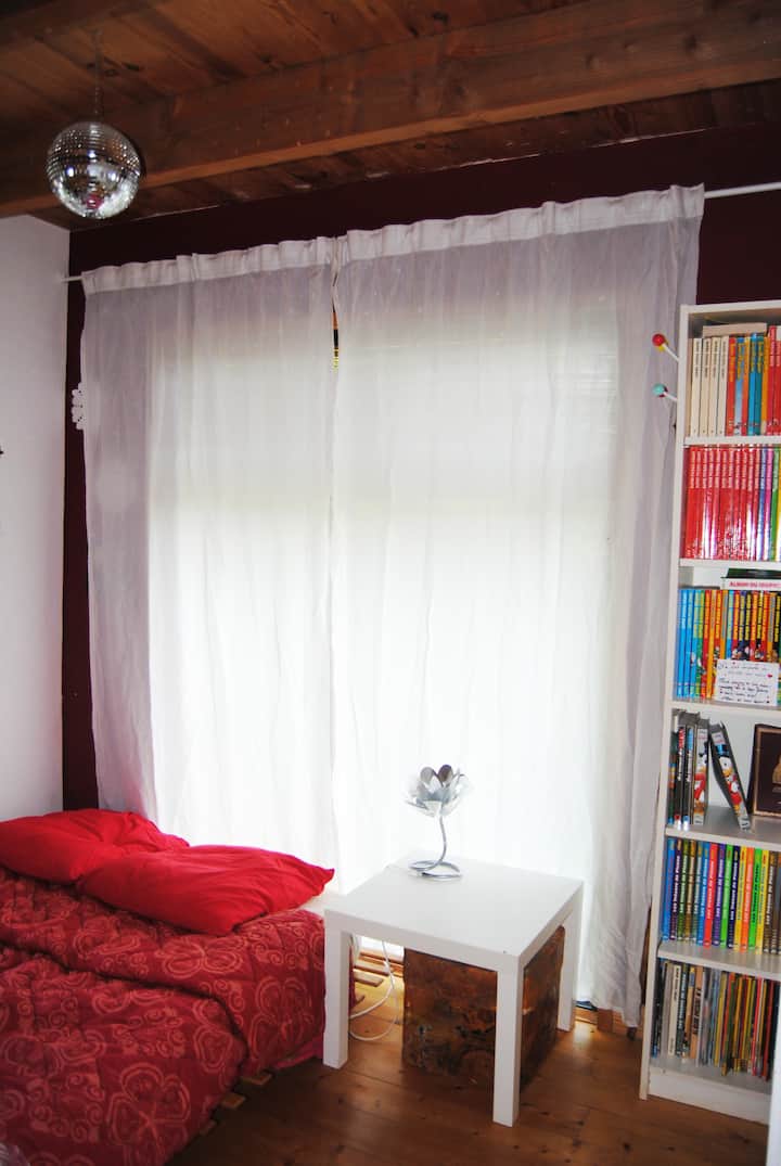 საძინებელი 1