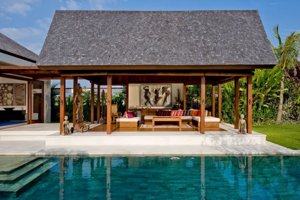 Villa Bima pool and living area
