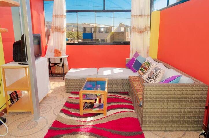 Panqarita House - free transfer bus/train station