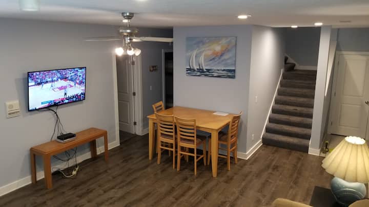 Campau Lake Single Level Lake Access Games Hot Tub - Míchigan