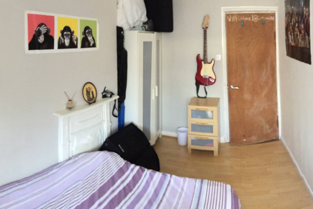 Plenty floorspace for your luggage ;)