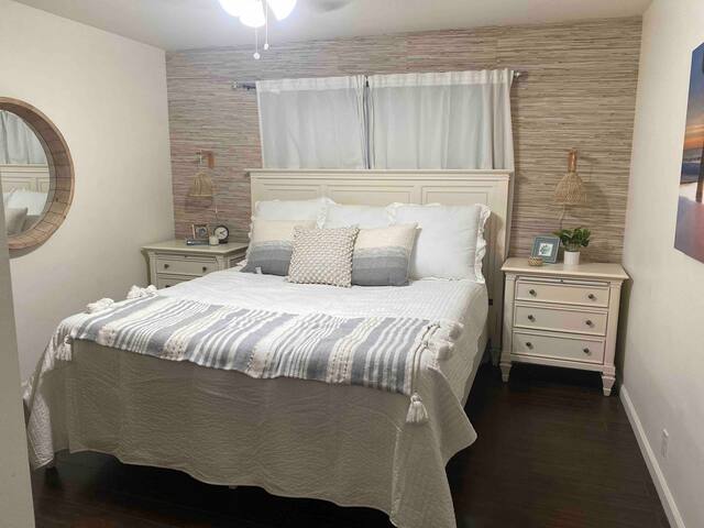 Pacific beach beautiful water front property gallery image 3