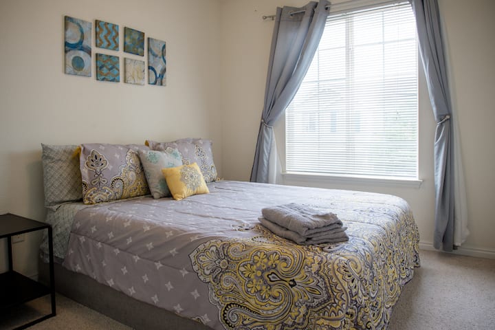 Moja ya vyumba vinne vya kulala