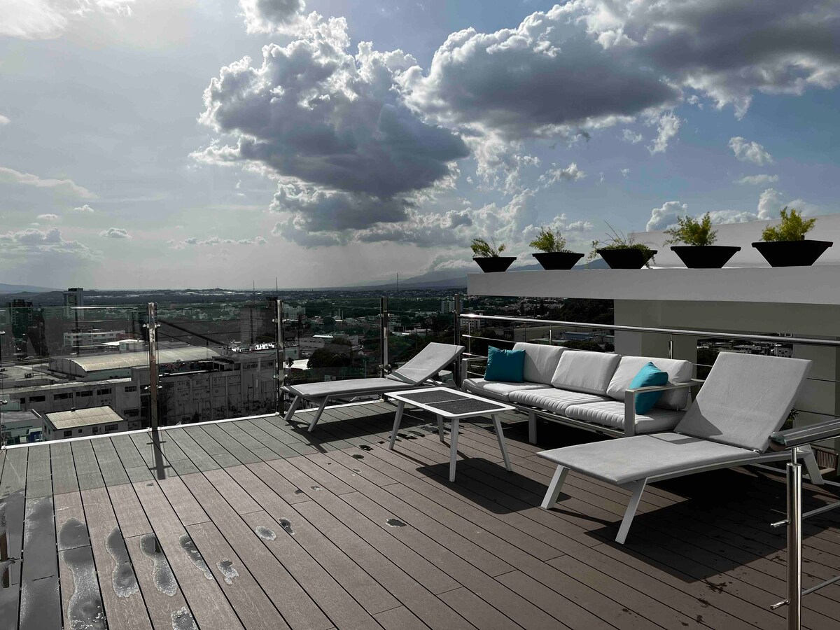 modern rooftop pool apartment — photo 3