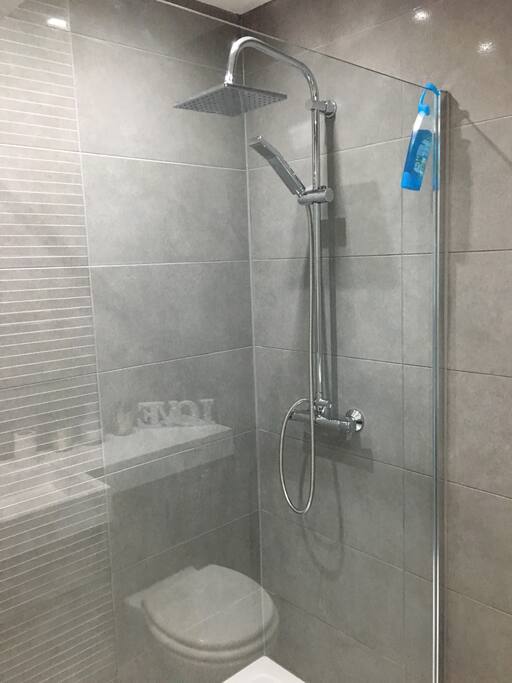 Power shower