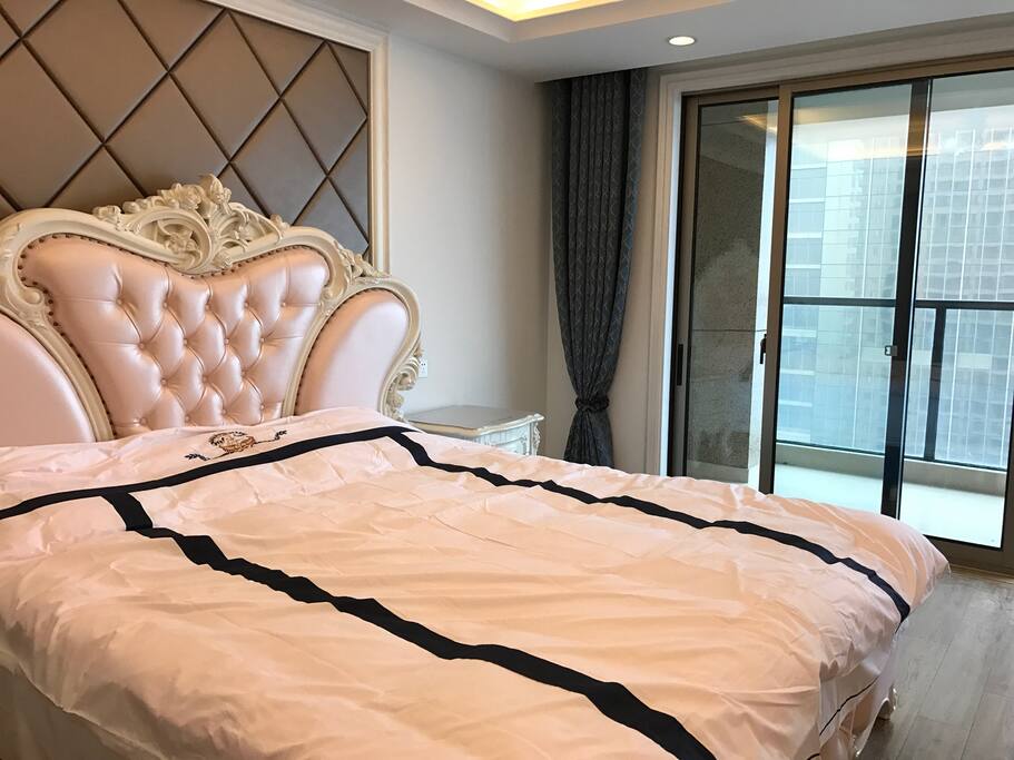 房间1