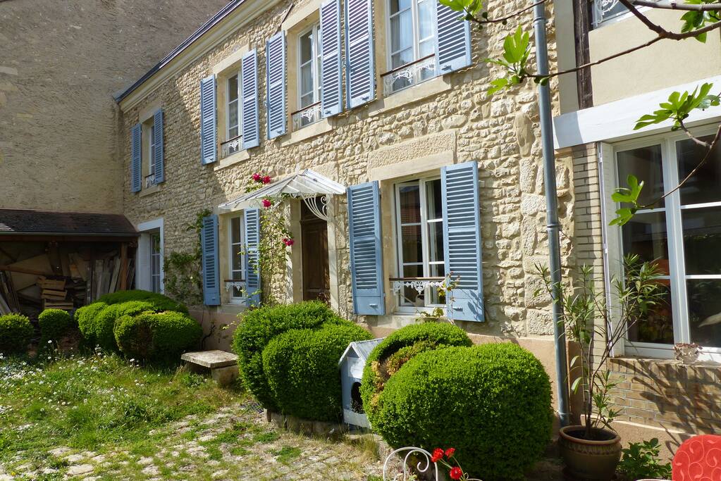 Le jardin de curé, plein sud...