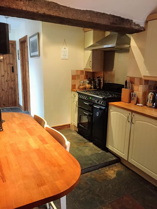 Breakfast bar