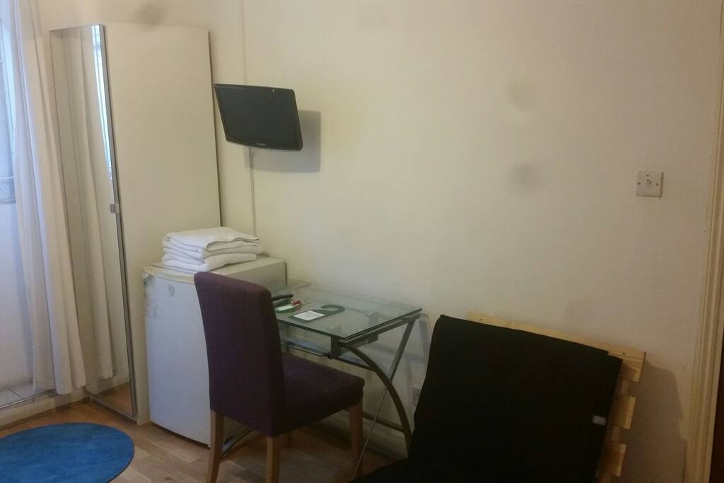 Room's Tv
