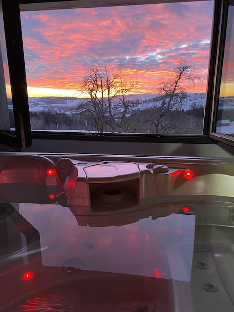 Cottage with Jacuzzi, view and quiet, 30 minutes from Les Gets