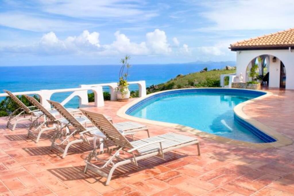 Pool desk with ocean view