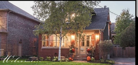 Newly renovated 1 bedroom studio in great location