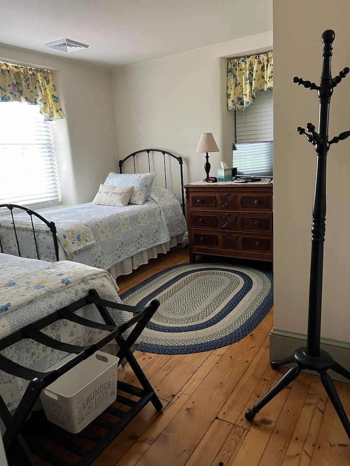 2 ორსაწოლიანი საწოლი