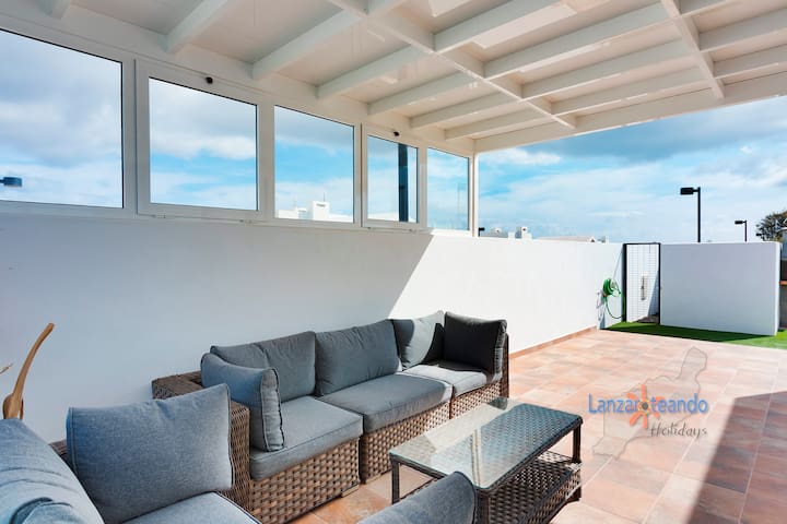 Lanzaroteando Holidays managed Airbnb listing 3