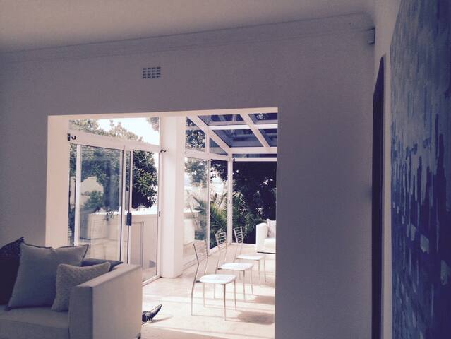 RhenOia House gallery image 5