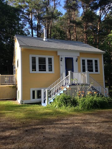 Sunnybrook Cottage Cabins For Rent In Lunenburg