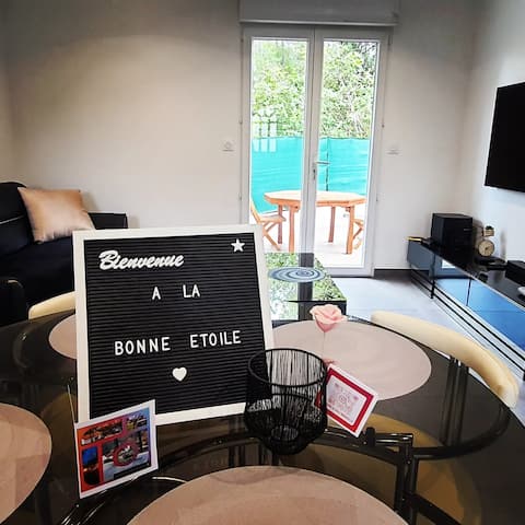 Airbnb performant: La Bonne Étoile with hot tub and heated pool à Marseille 11e Arrondissement