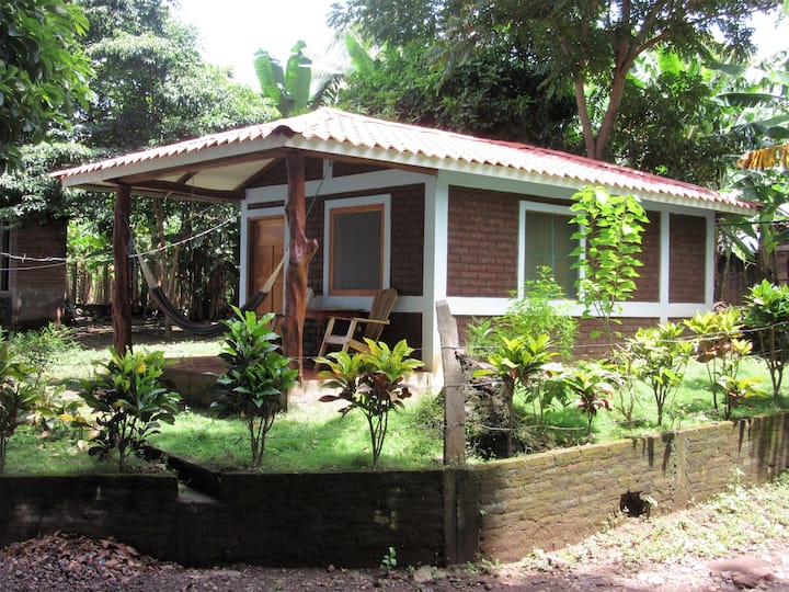 Caballito's Mar - Private cabin on the lake - Hotels for Rent in Mérida, Departamento de Rivas, Nicaragua