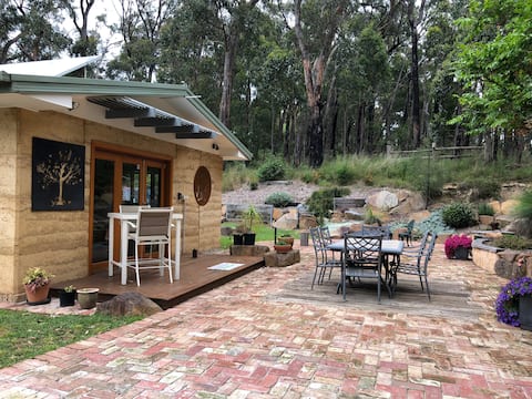 Successful Airbnb property: Bundjil Studio Apartment in Healesville in Healesville