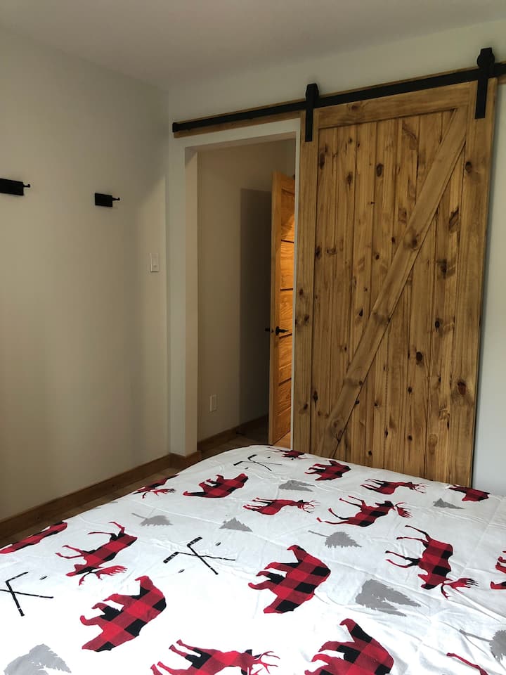 חדר שינה ראשי/
חדר שינה ראשי