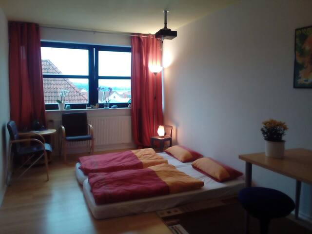 Schlafgelegenheit in Neustadt i. H. ohne Küche/TV