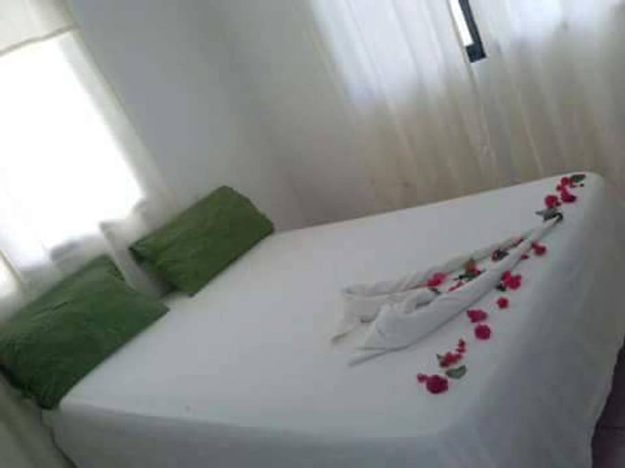 Queen bed