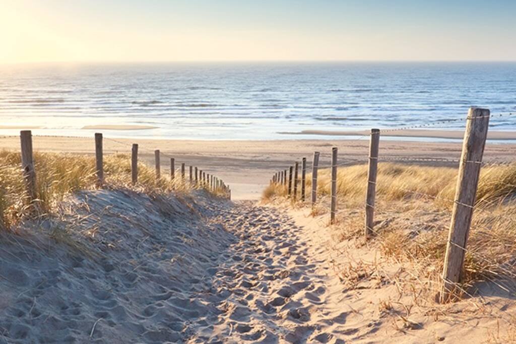 Beach entrance south