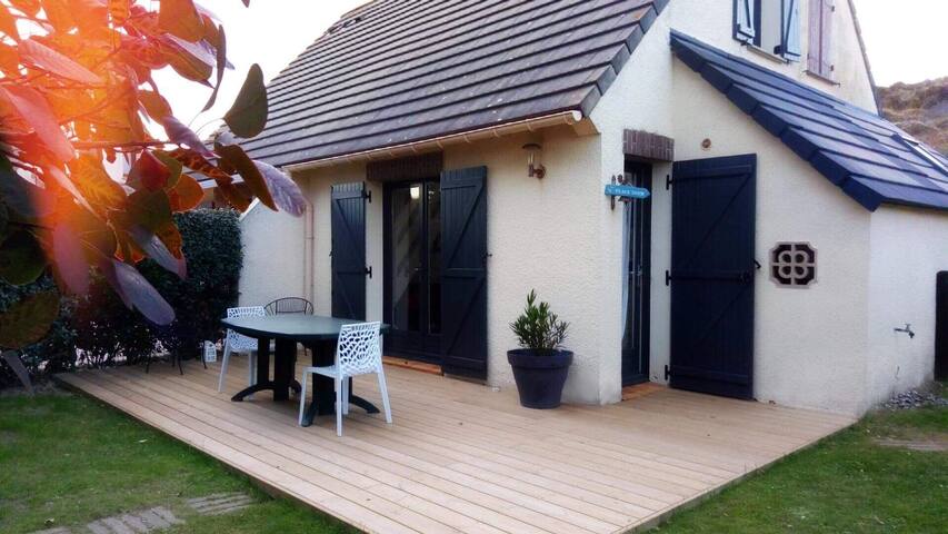 Cottage dans les DUNES 200m de la MER - WIFI/Vélos