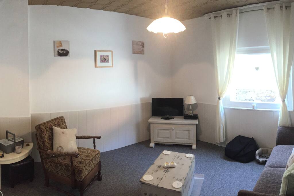 panoramic view of sitting room