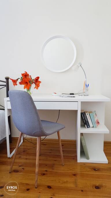 Desk - Bedroom 3