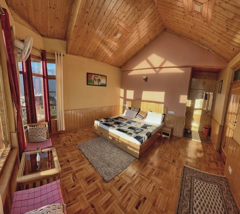 Nag's Lodge Homestay