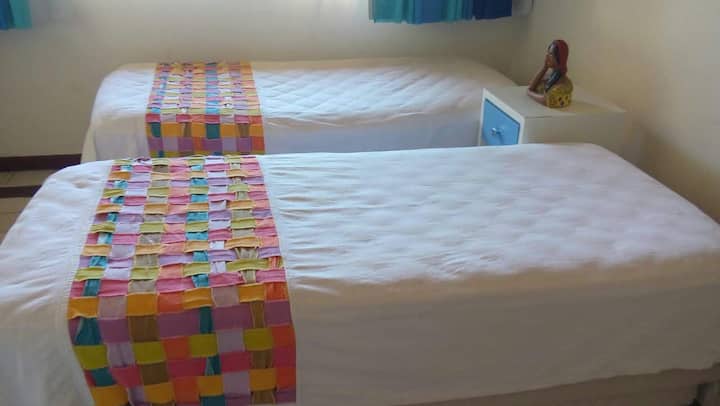 ห้อง 04 พร้อมเตียง 03 หลัง